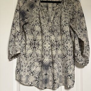 Violet & Claire Black and Cream Patterned Blouse